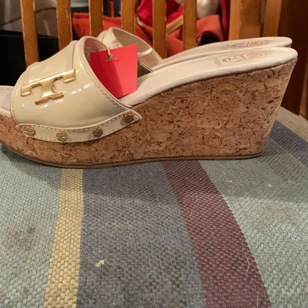 Tory Burch Ivory Wedge Sandals, 8 - Picture 3 of 6